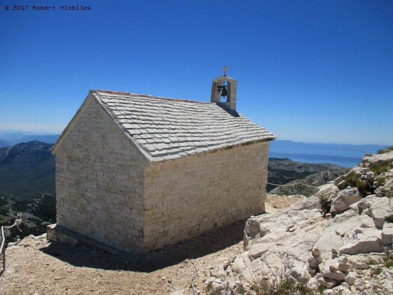 Kostel na vrcholu Sveti Jure 1762 m n. m.