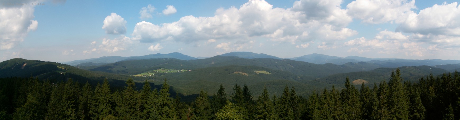 Panorama z rozhledny Súkenická