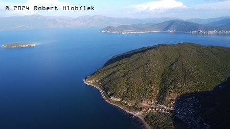 Prespanské jezero z dronu