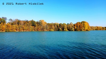 Podzim na Tovačovských jezerech.