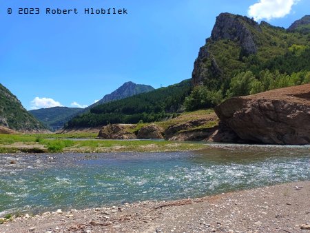 Řeka Noguera Ribagorçana byla plná pstruhů a lipanů