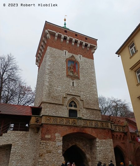 Floriánská brána - jedna z nejvýznamnějších gotických věží v Polsku.