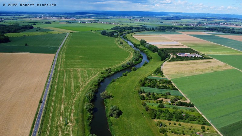 Řeka Bečva z dronu