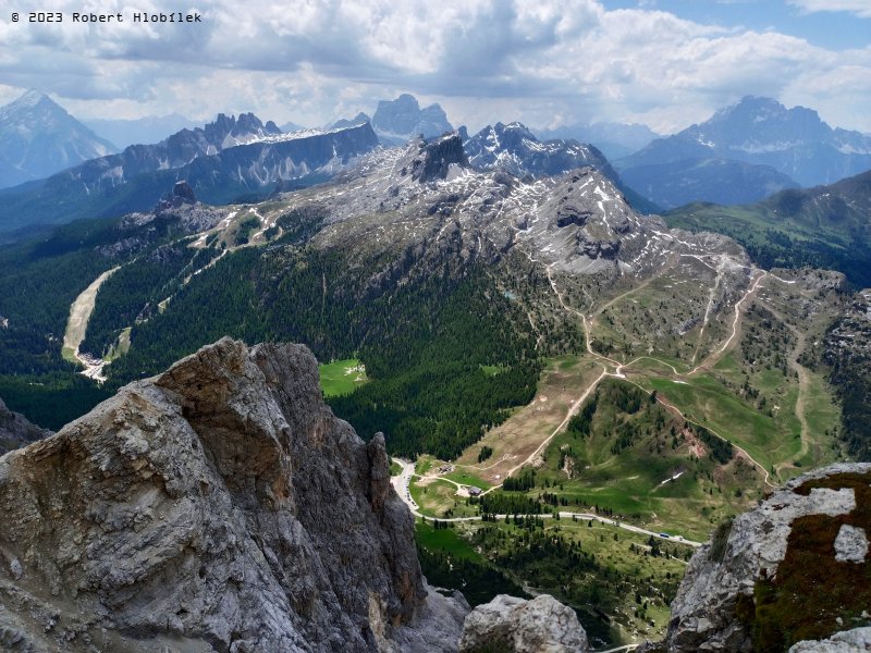 Výhledy z vrcholu Lagazuoi (2835 m.n.m)