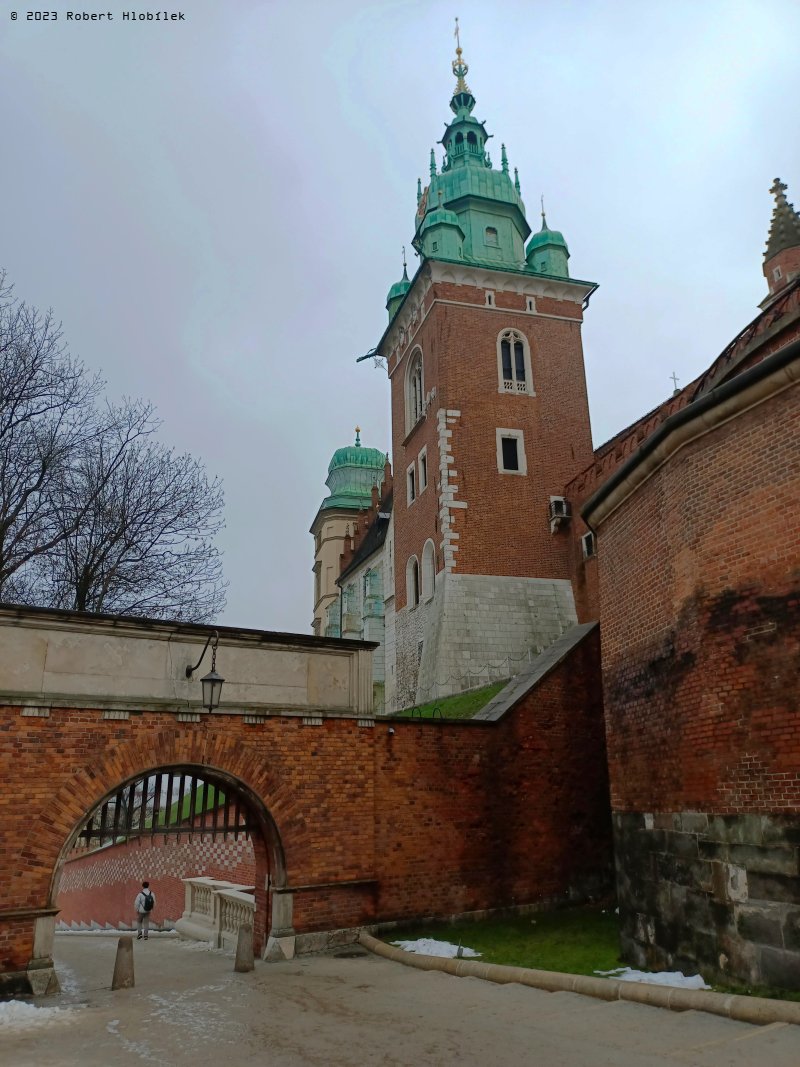 Vasova brána - nejstarší ze tří vstupních bran vedoucích na Wawel