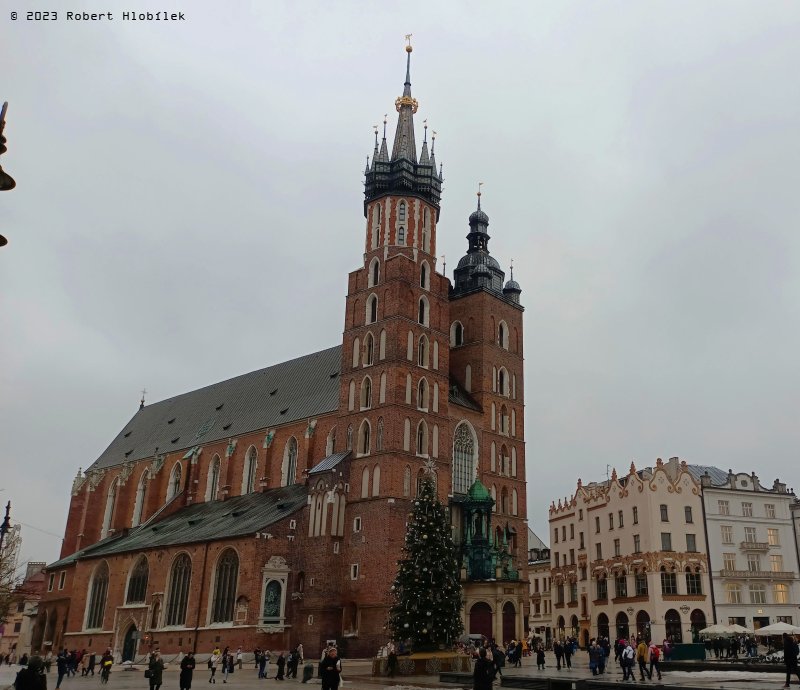 Mariánský kostel - hlavní farní kostel v Krakově, patří mezi symboly města