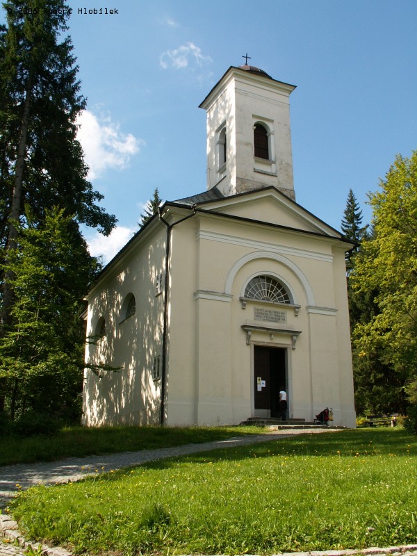 Filiální kostel Panny Marie - Uzdravení nemocných v Karlově Studánce