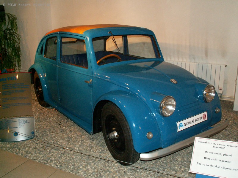 Tatra V 570