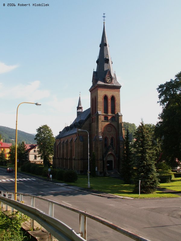 Kostel nanebevzetí Panny Marie v Horním Maršově