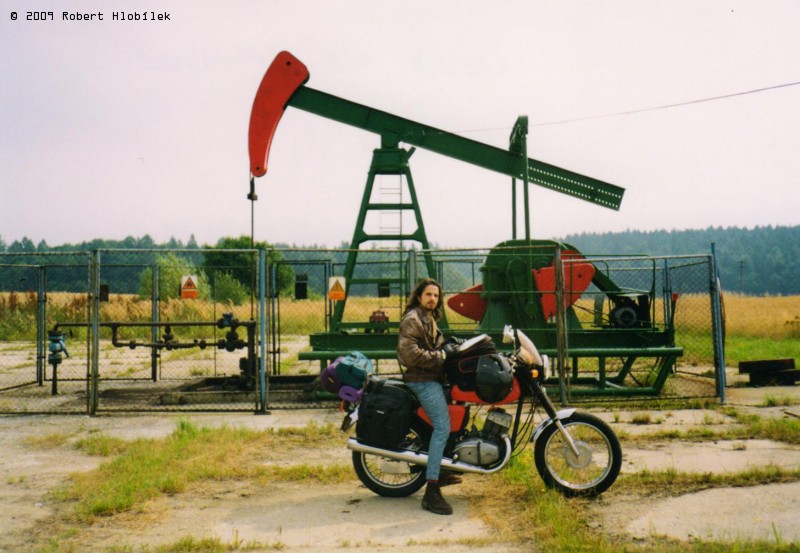 Naftový vrt